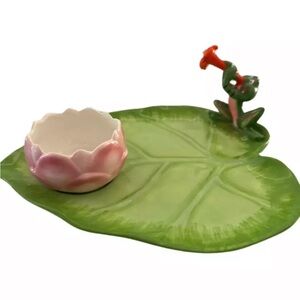 Disneyland Tiana's Palace Beignet Ceramic Lily Pad Plate Lotus Cup